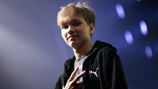 尤其是在 尤其是在